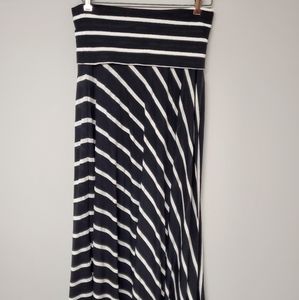 Inc International Concepts Black Maxi Skirt L